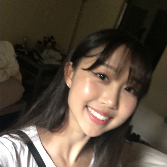 Meet your Posher, Diana - Picture 1 of 1